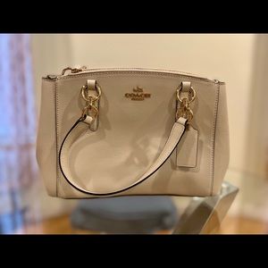 Brand New Coach Bag with TAG - Can be wore over the shoulders and hand held.